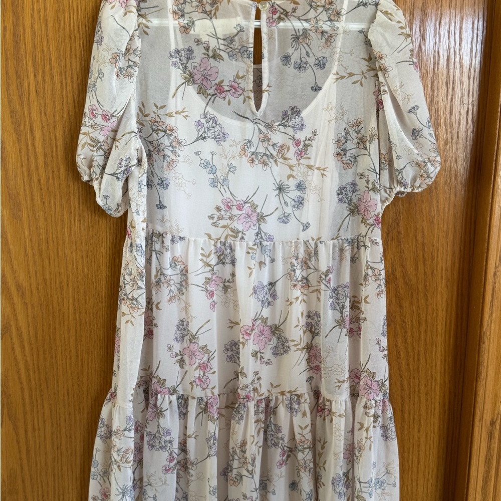 Floral Puff Dress - Picture 2 of 5